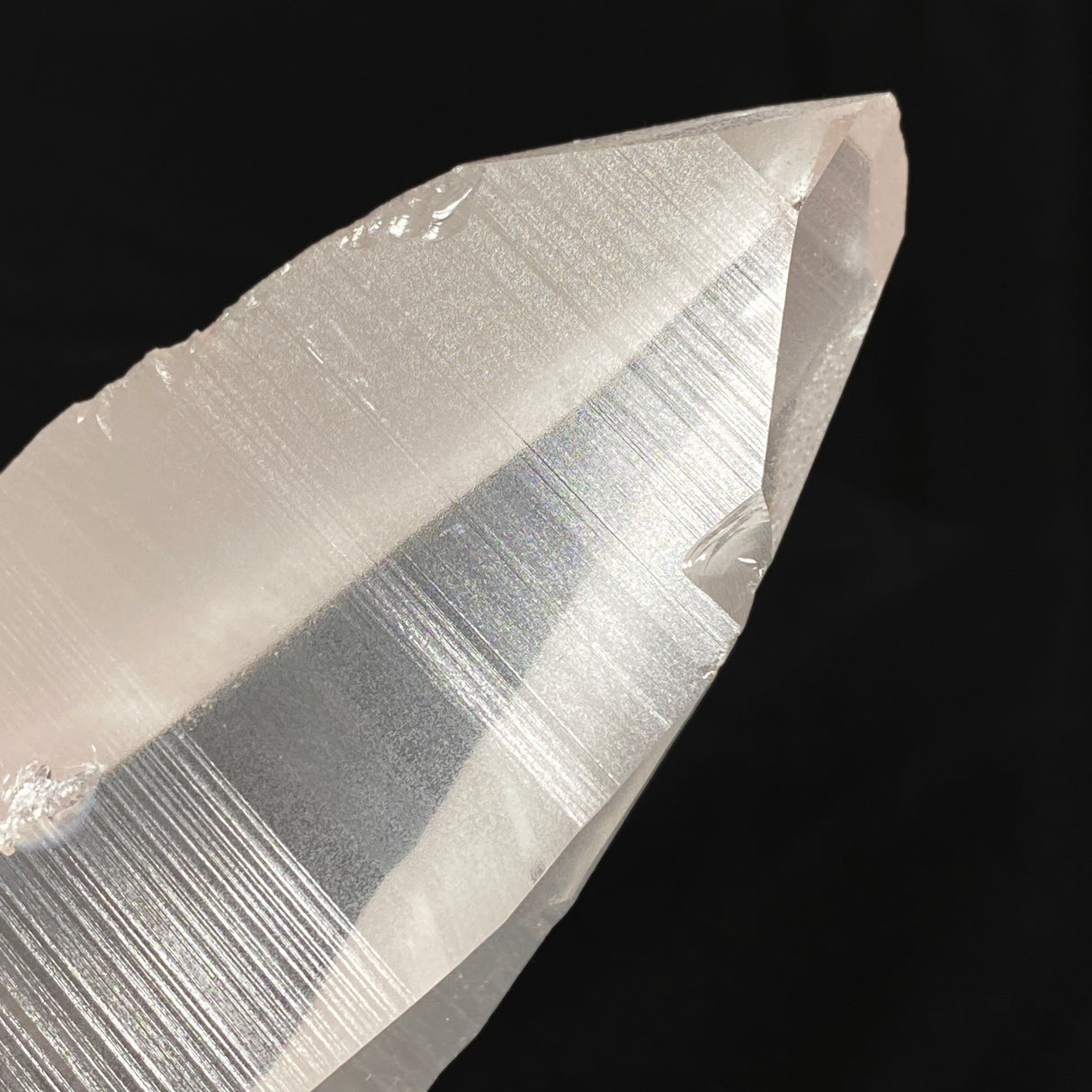 Lemurian Seed Crystal 581 g 205x55mm LSQ-26