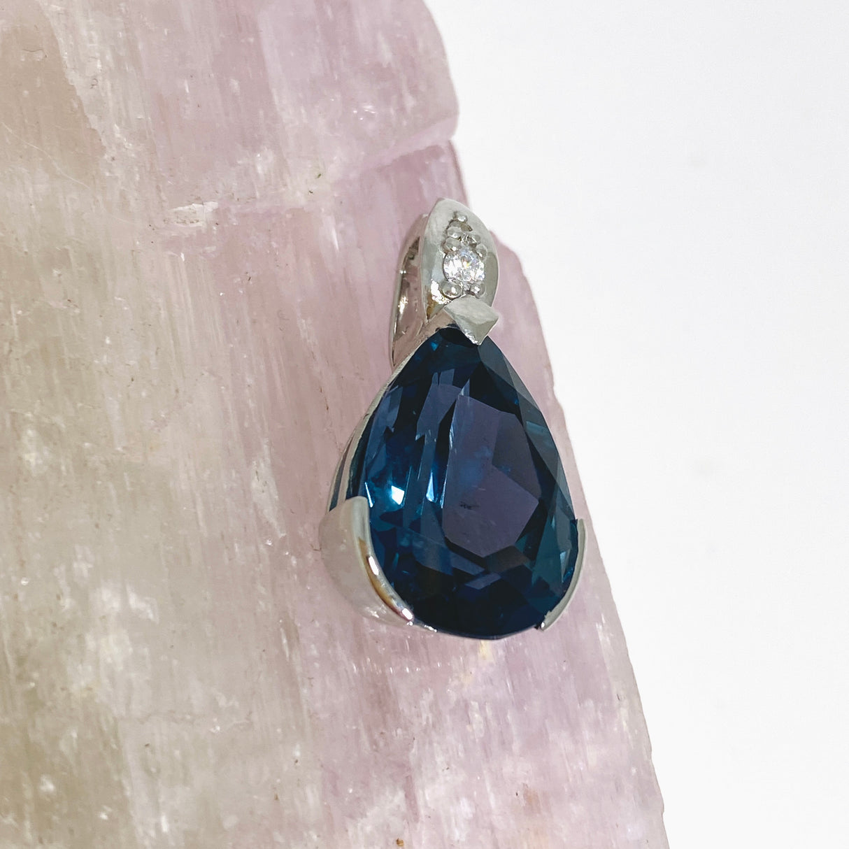 London Blue Topaz Teardrop Faceted Pendant with CZ HPGJ-09