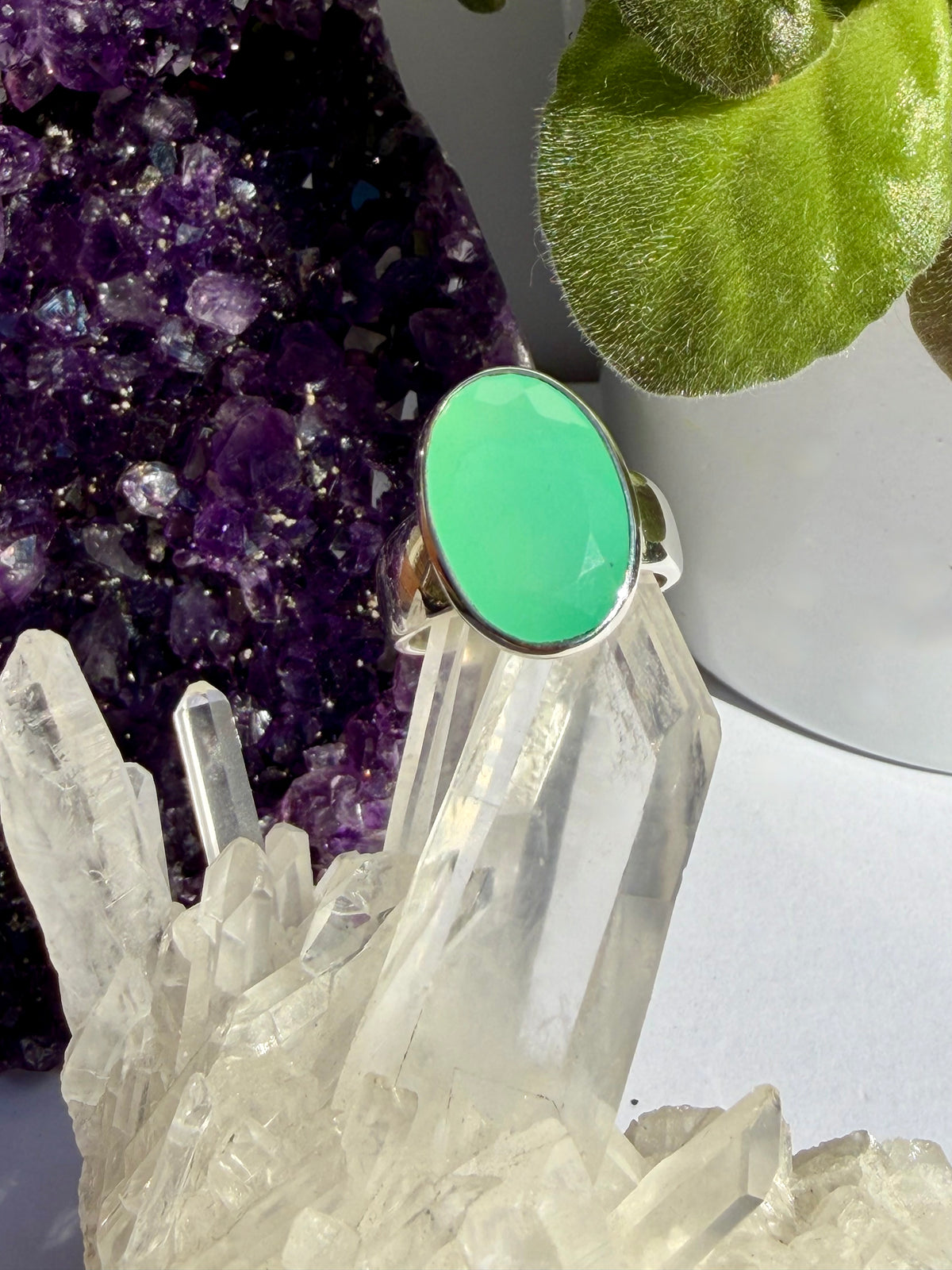 Chrysoprase Faceted Oval Ring Size 7.5 PRGJ472