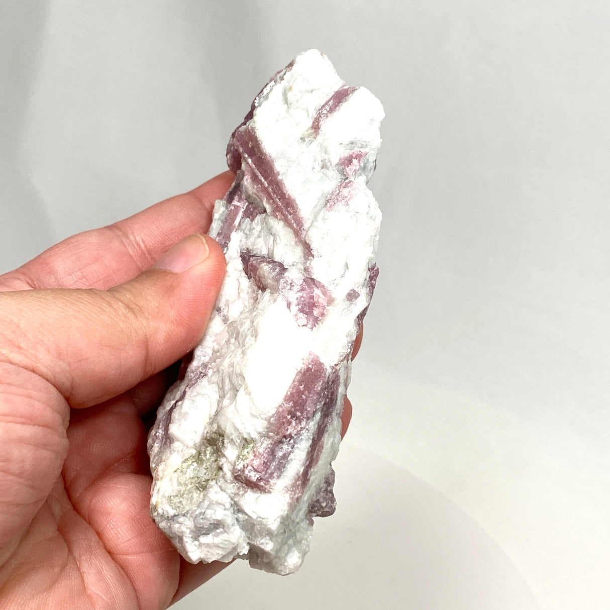 Pink Tourmaline on Quartz PTQ-01