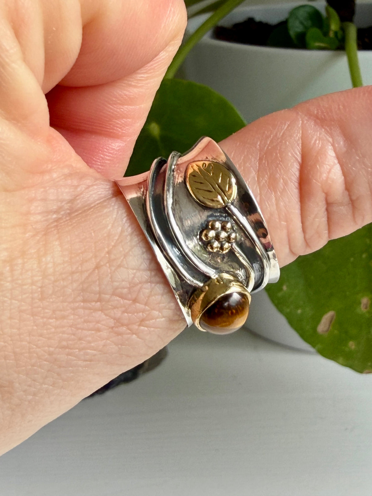 Tiger's Eye Botanical Brass on Sterling Silver Ring Size 9 R4198