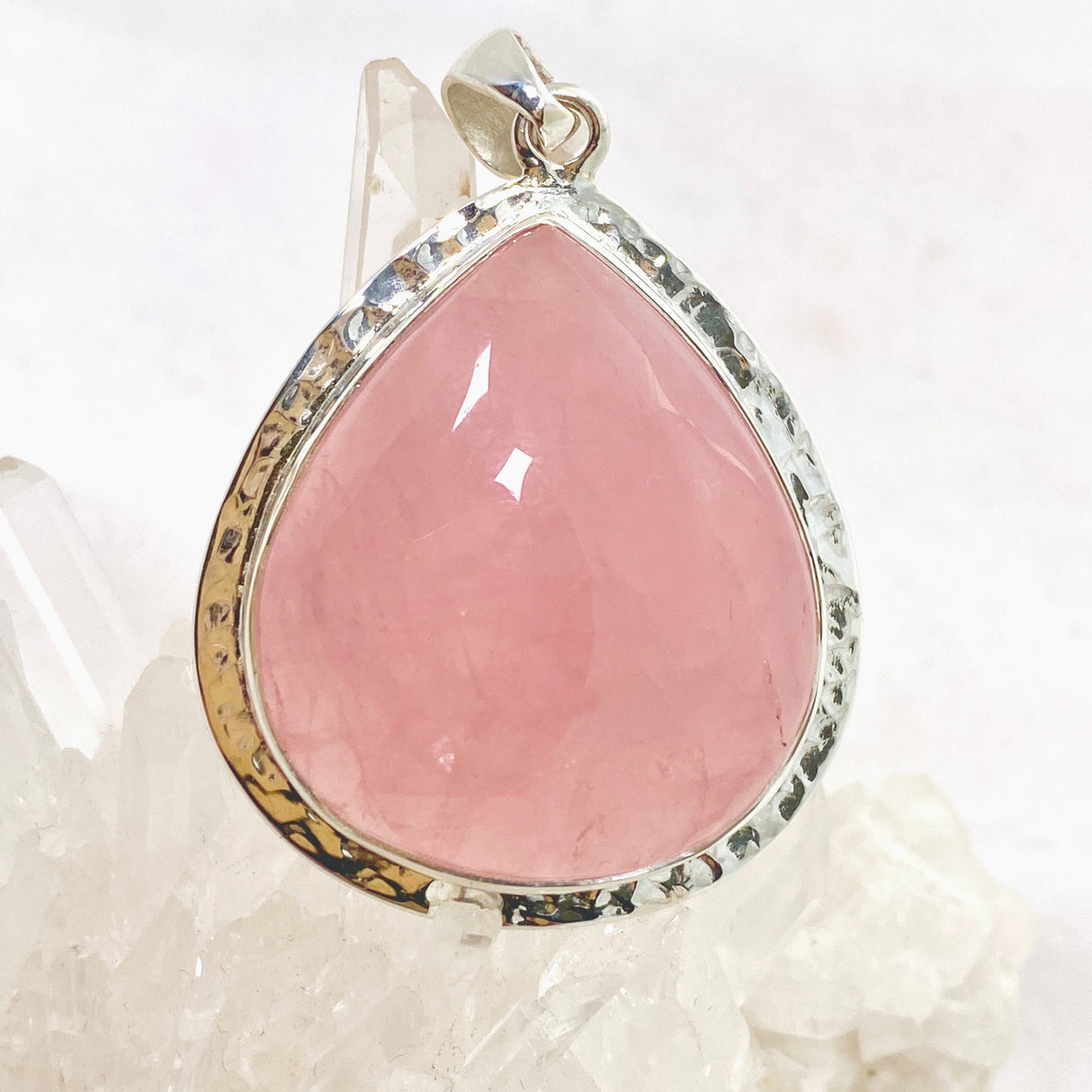 Rose Quartz Teardrop Cabochon Pendant in a Hammered Setting KPGJ4688