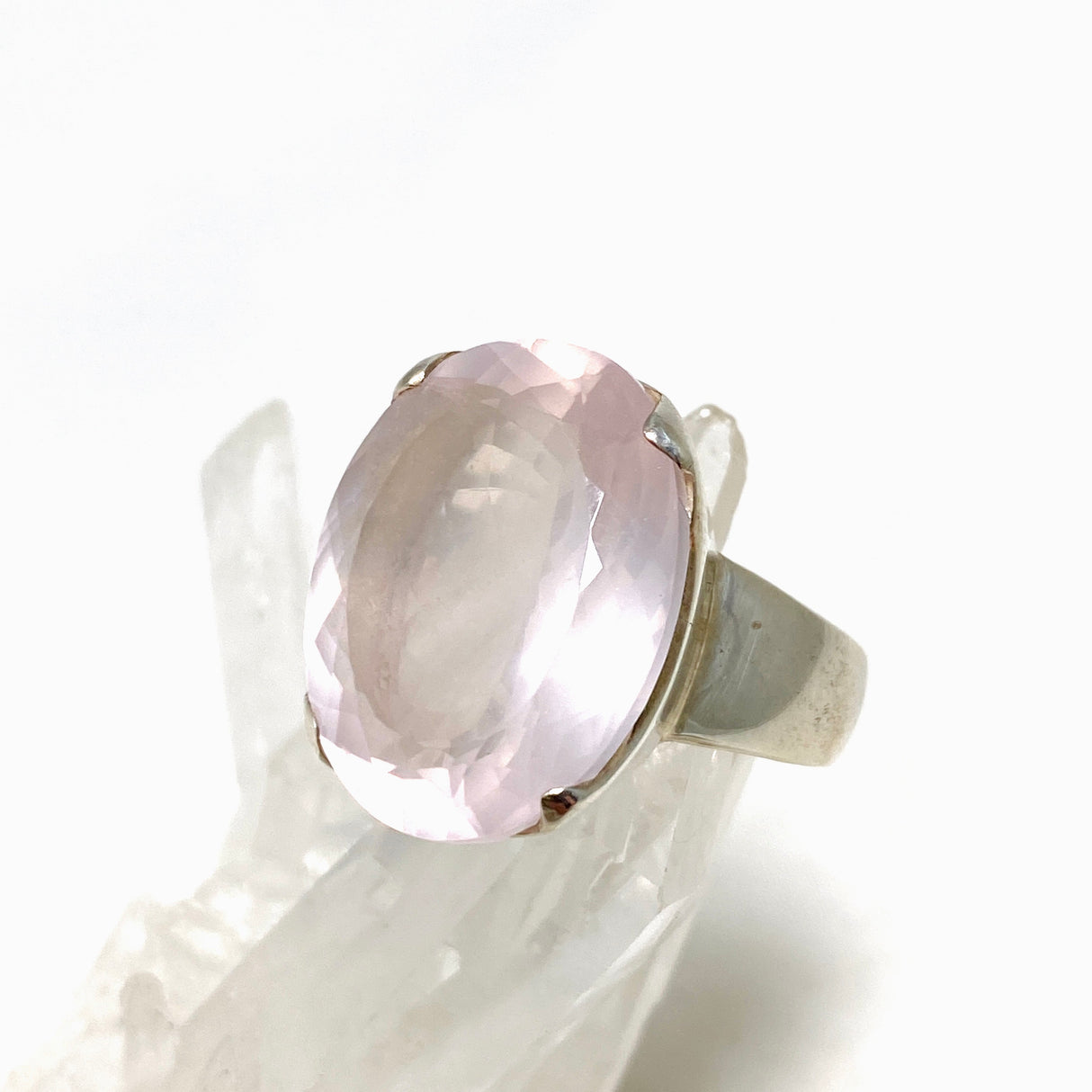 Rose quartz faceted oval ring s.10.5 KRGJ1141