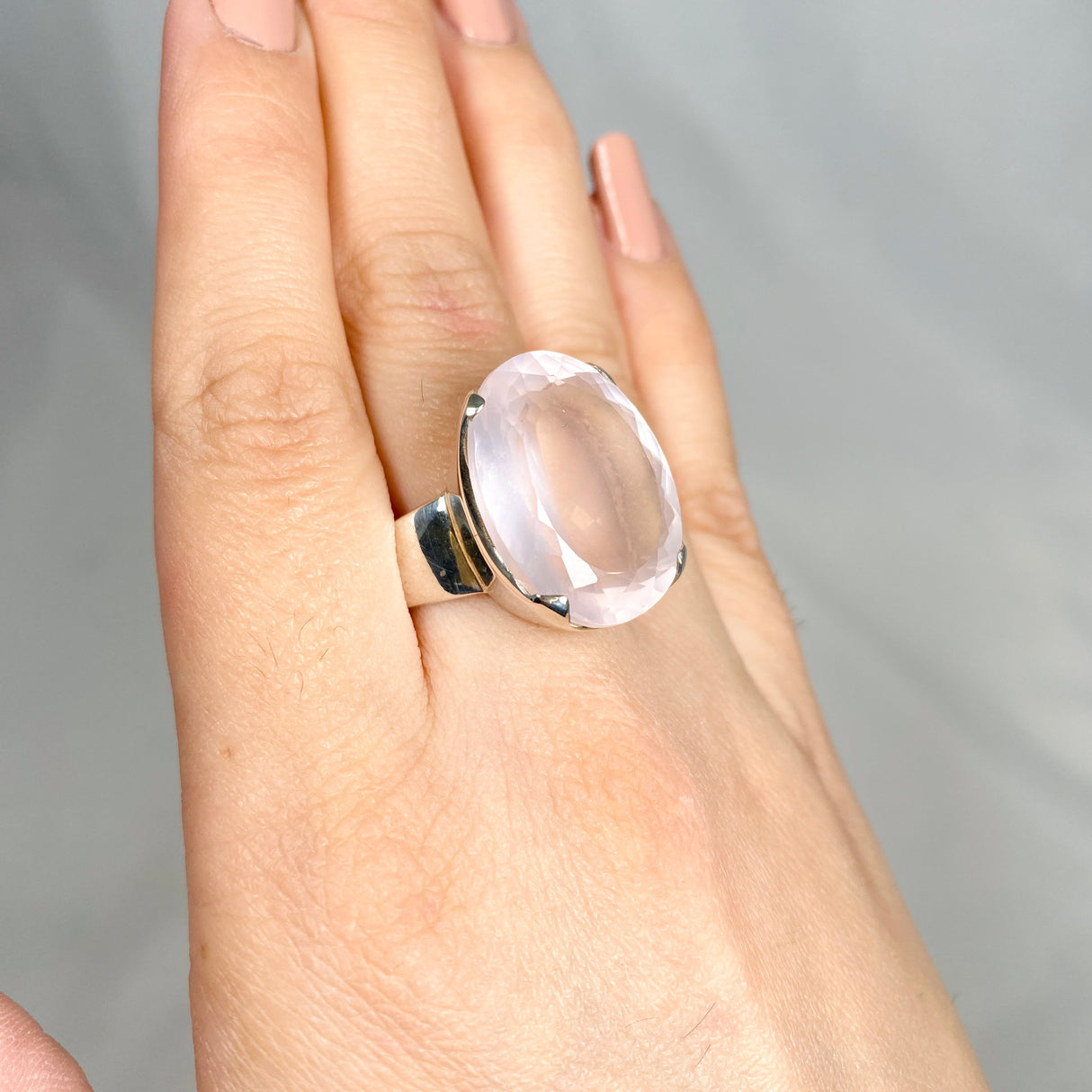 Rose quartz faceted oval ring s.10.5 KRGJ1141