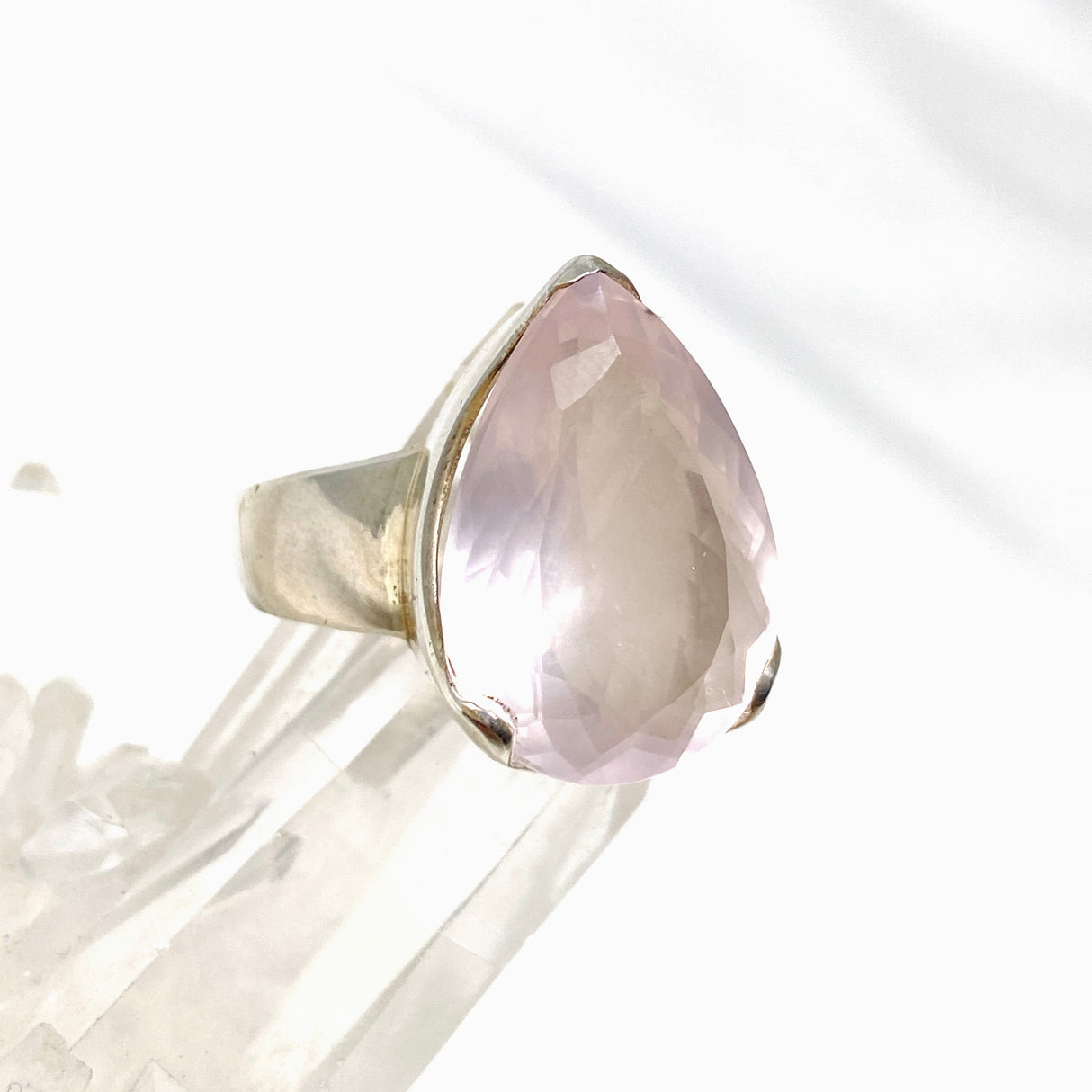 Rose quartz faceted teardrop ring s.9.5 KRGJ1144