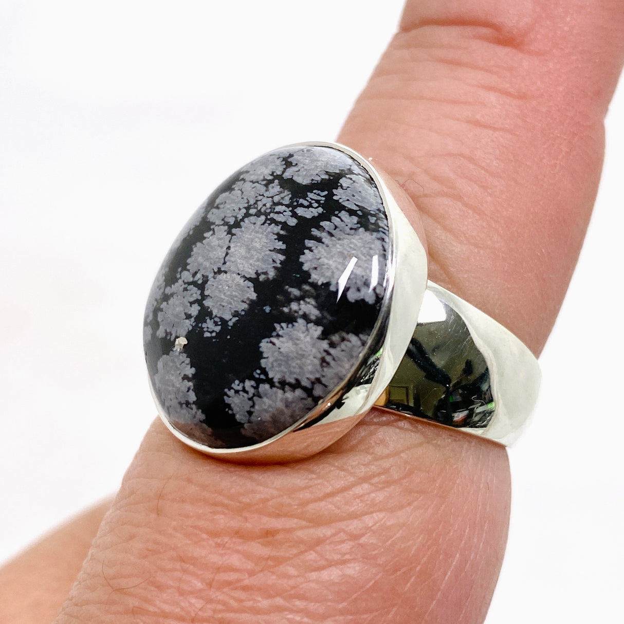 Snowflake Obsidian Round Cabochon Ring Size 8 KRGJ3350