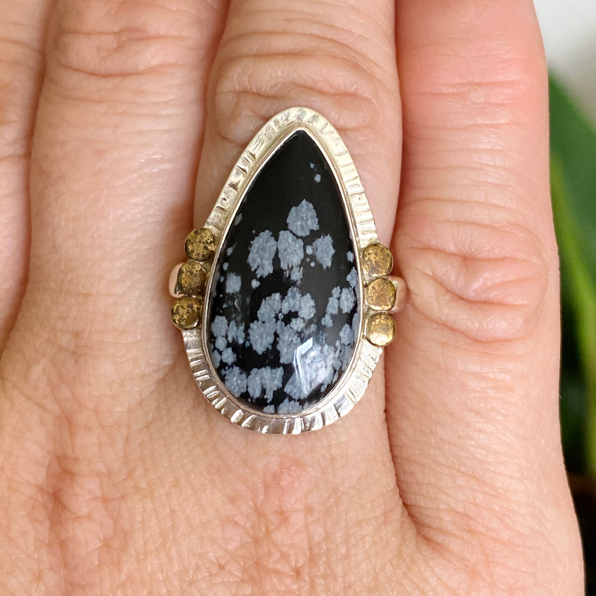 Snowflake Obsidian Teardrop Cabochon Ring in a Decorative Setting Size 7 KRGJ3354