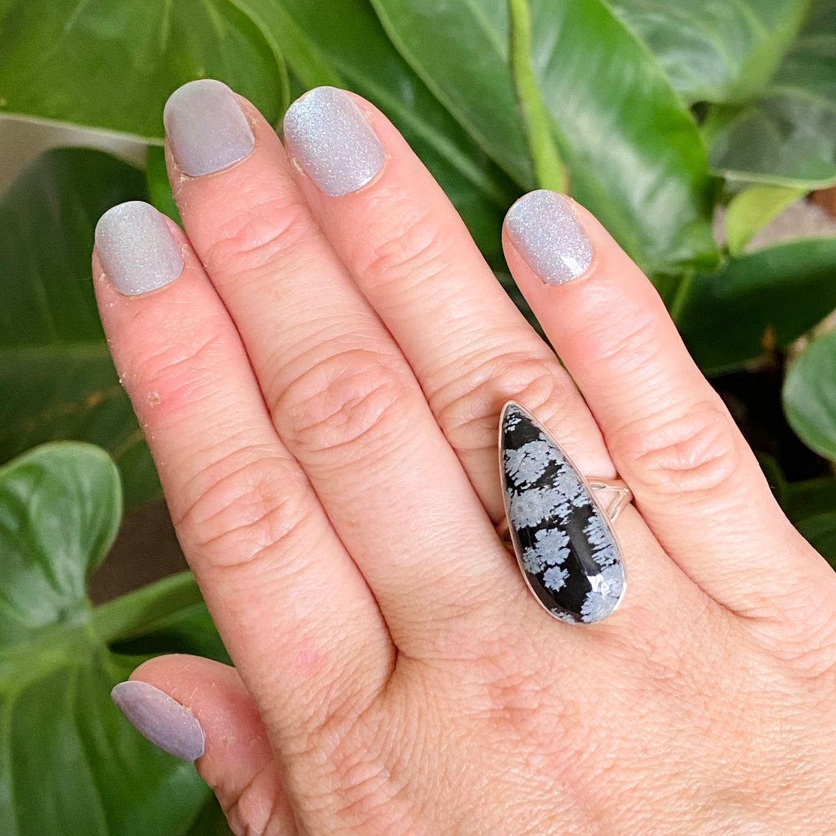 Snowflake Obsidian Teardrop Cabochon Split Band Ring Size 7 KRGJ3353