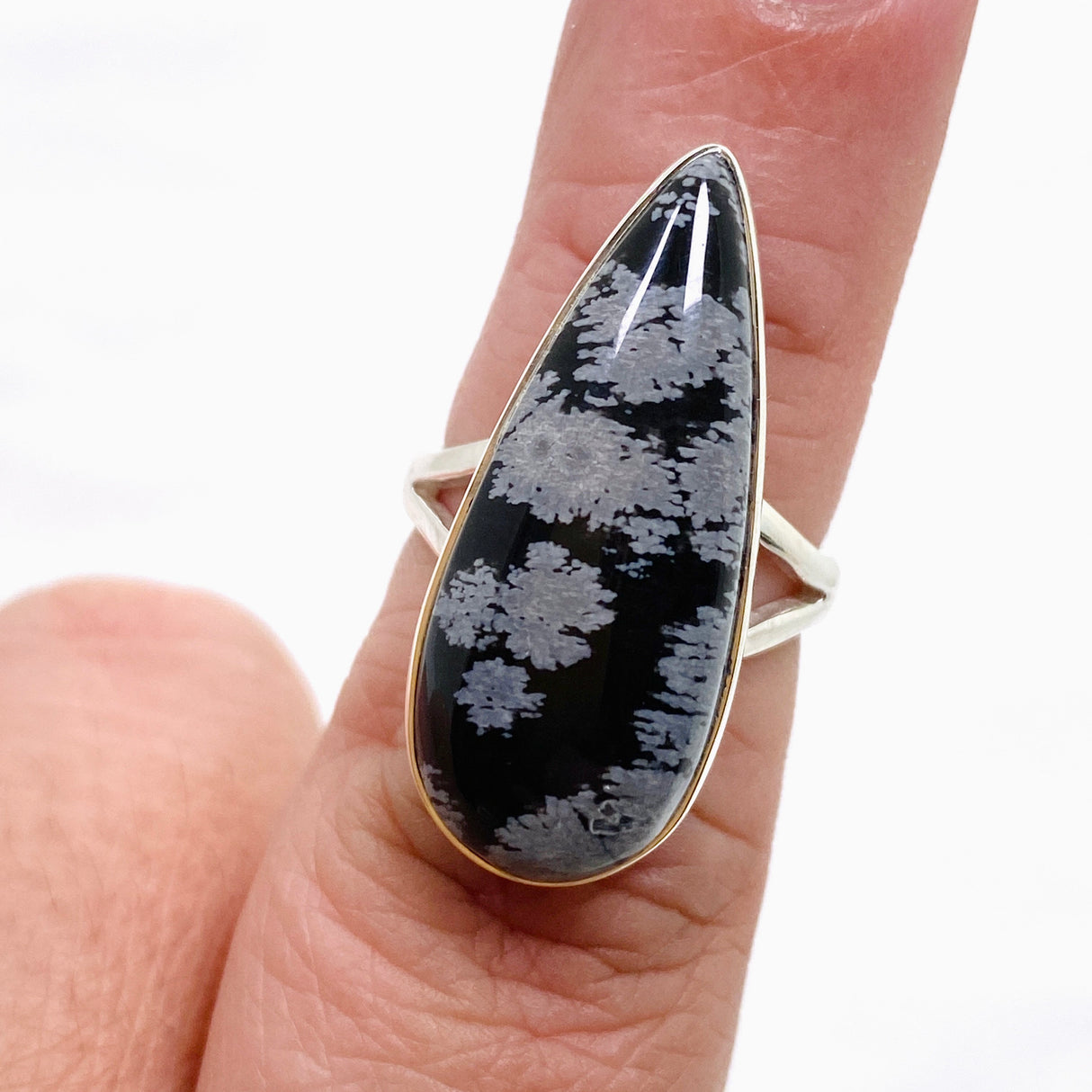 Snowflake Obsidian Teardrop Cabochon Split Band Ring Size 7 KRGJ3353