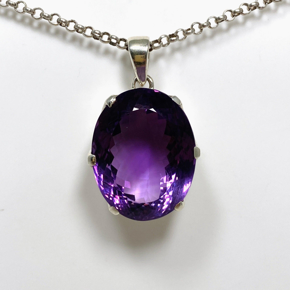 Amethyst Faceted Oval Pendant PPGJ698 - Nature's Magick