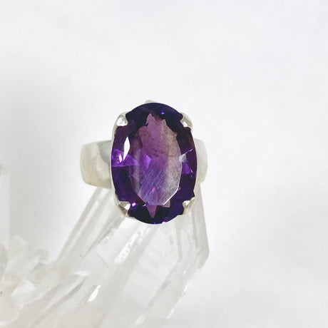 Amethyst faceted oval ring s.7 KRGJ2965 - Nature's Magick