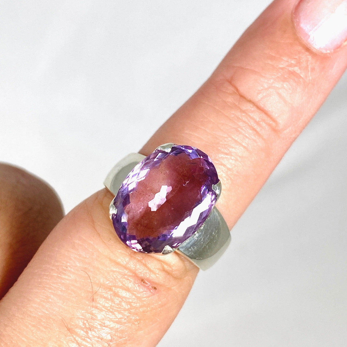 Amethyst faceted oval ring s.9 KRGJ2967 - Nature's Magick