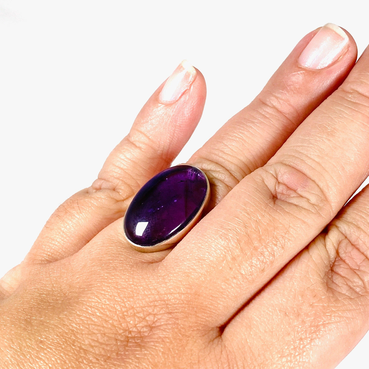 Amethyst oval ring s.11 KRGJ2968 - Nature's Magick