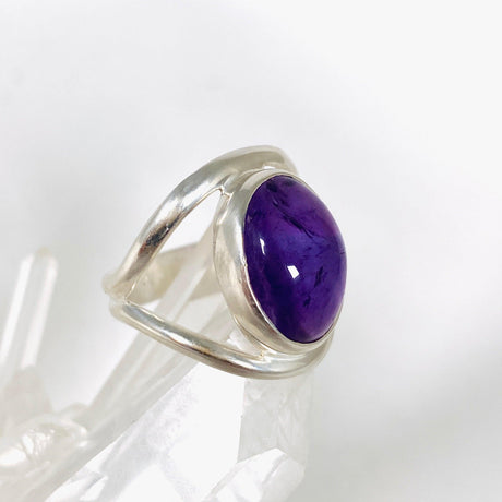 Amethyst oval split band ring s.6 KRGJ2973 - Nature's Magick