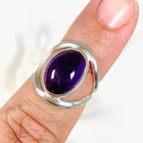 Amethyst oval split band ring s.6 KRGJ2973 - Nature's Magick