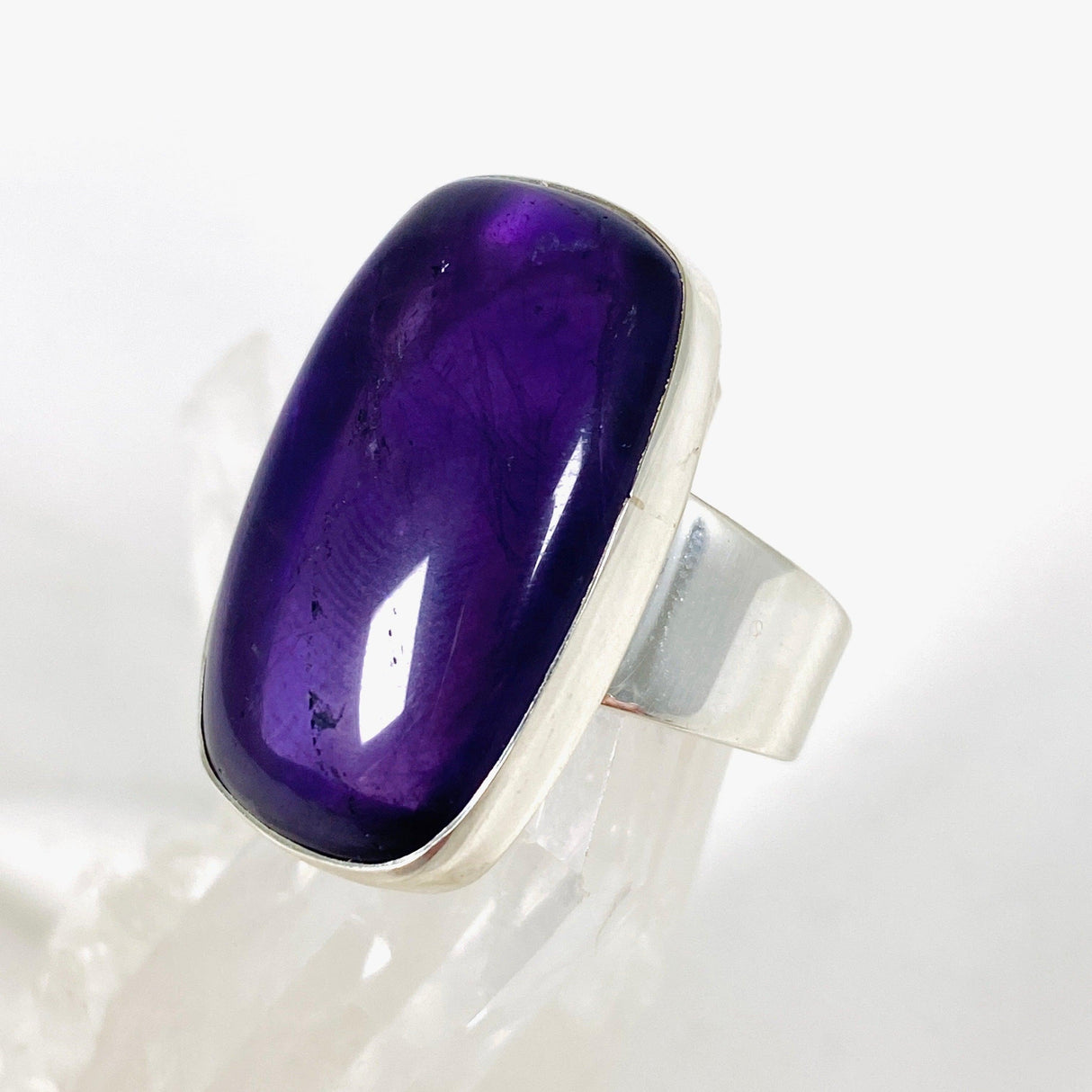 Amethyst rectangular ring s.11 KRGJ2949 - Nature's Magick