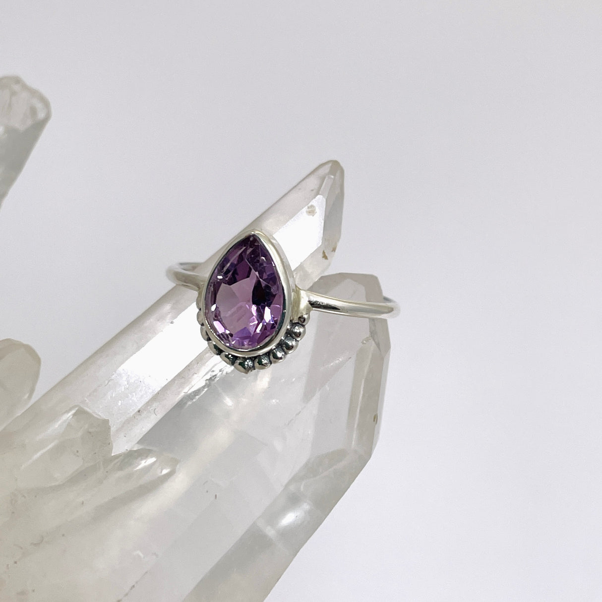 Amethyst Teardrop fine band ring R3800-AME