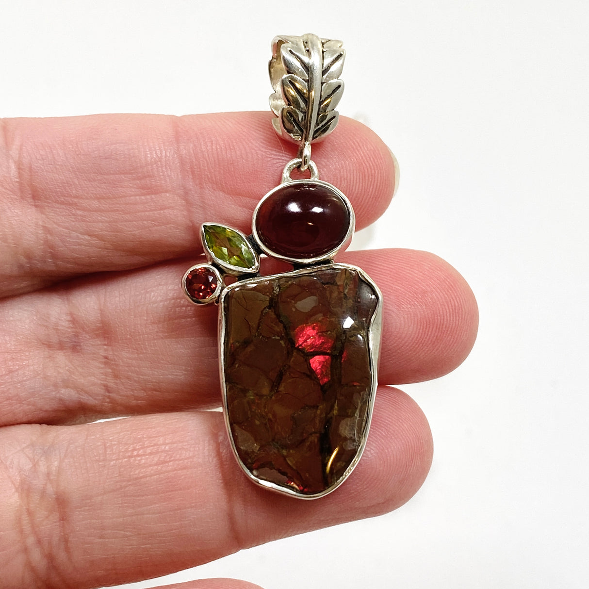 Ammolite, Peridot and Garnet Multi-stone Pendant GPVY1140