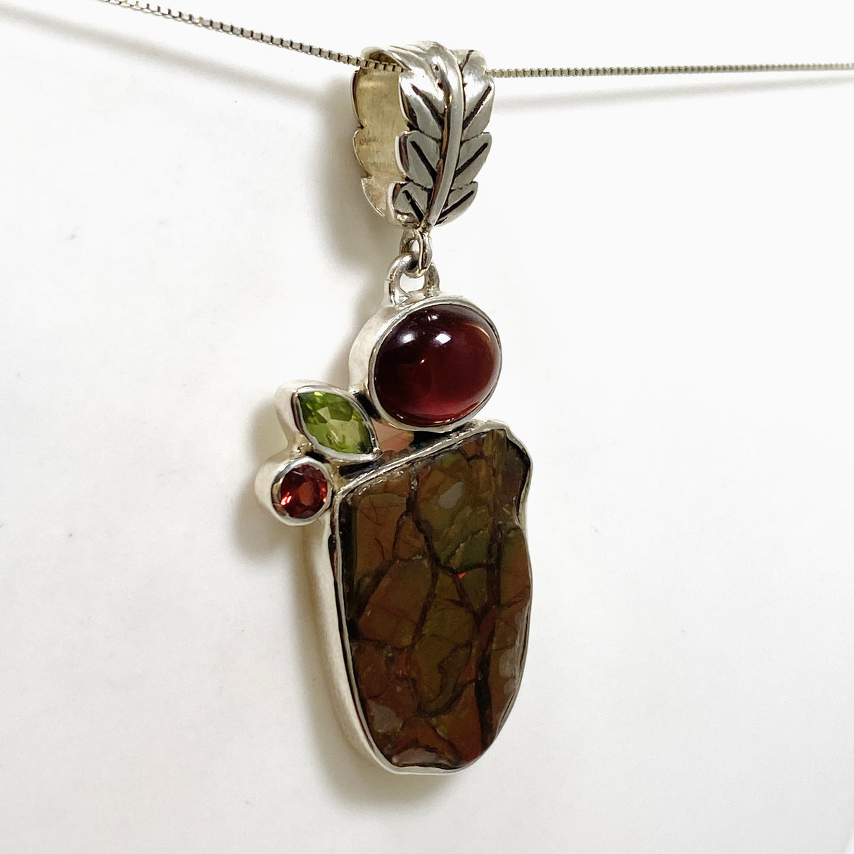 Ammolite, Peridot and Garnet Multi-stone Pendant GPVY1140