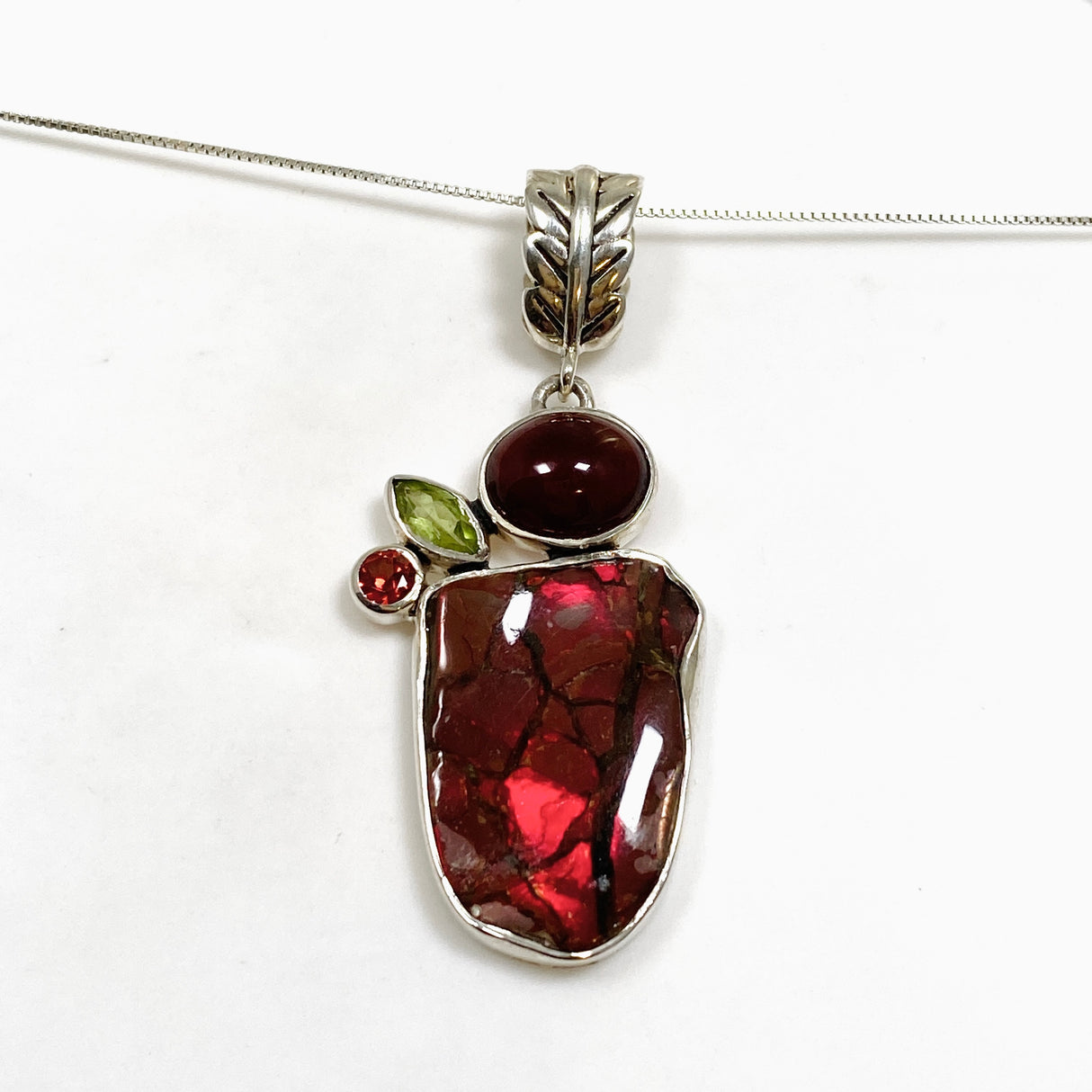 Ammolite, Peridot and Garnet Multi-stone Pendant GPVY1140