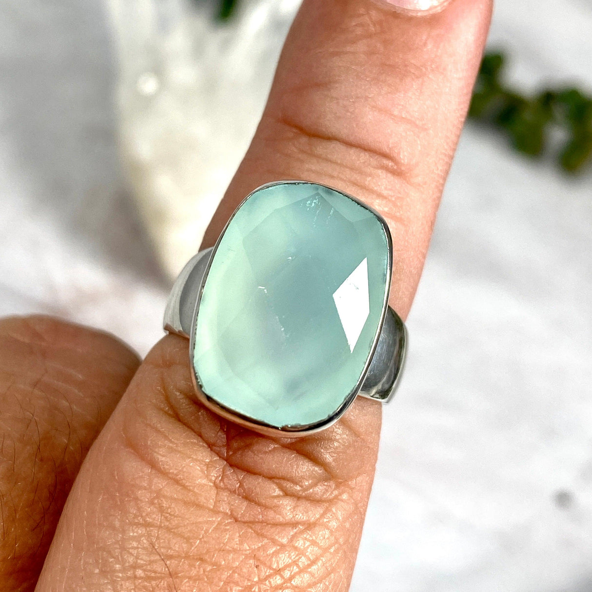 Aqua Chalcedony faceted rectangular ring s.8 KRGJ2437 - Nature's Magick