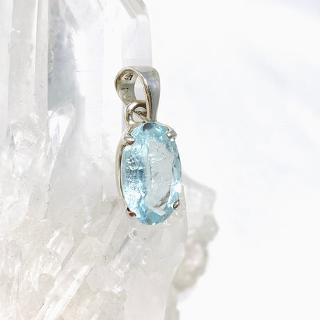 Aquamarine Faceted Petite Oval Pendant PPGJ743 - Nature's Magick