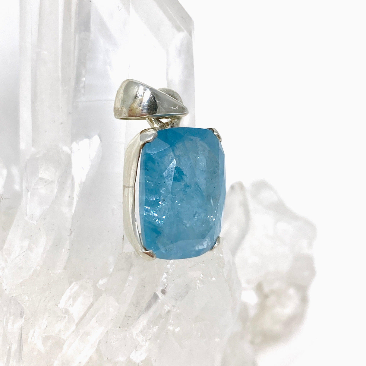 Aquamarine Faceted Rectangle Pendant PPGJ749 - Nature's Magick