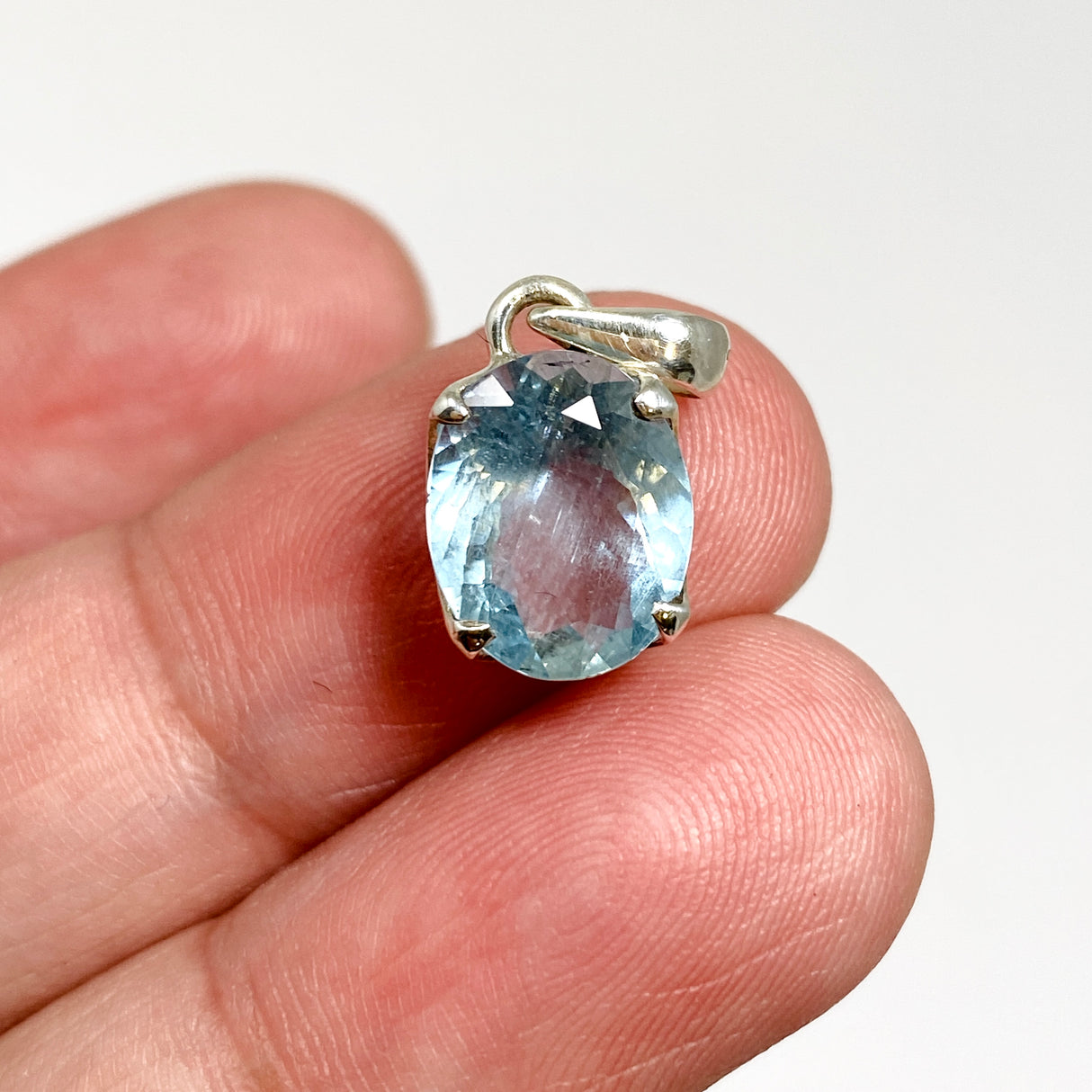 Aquamarine Oval Faceted Pendant PPGJ1127