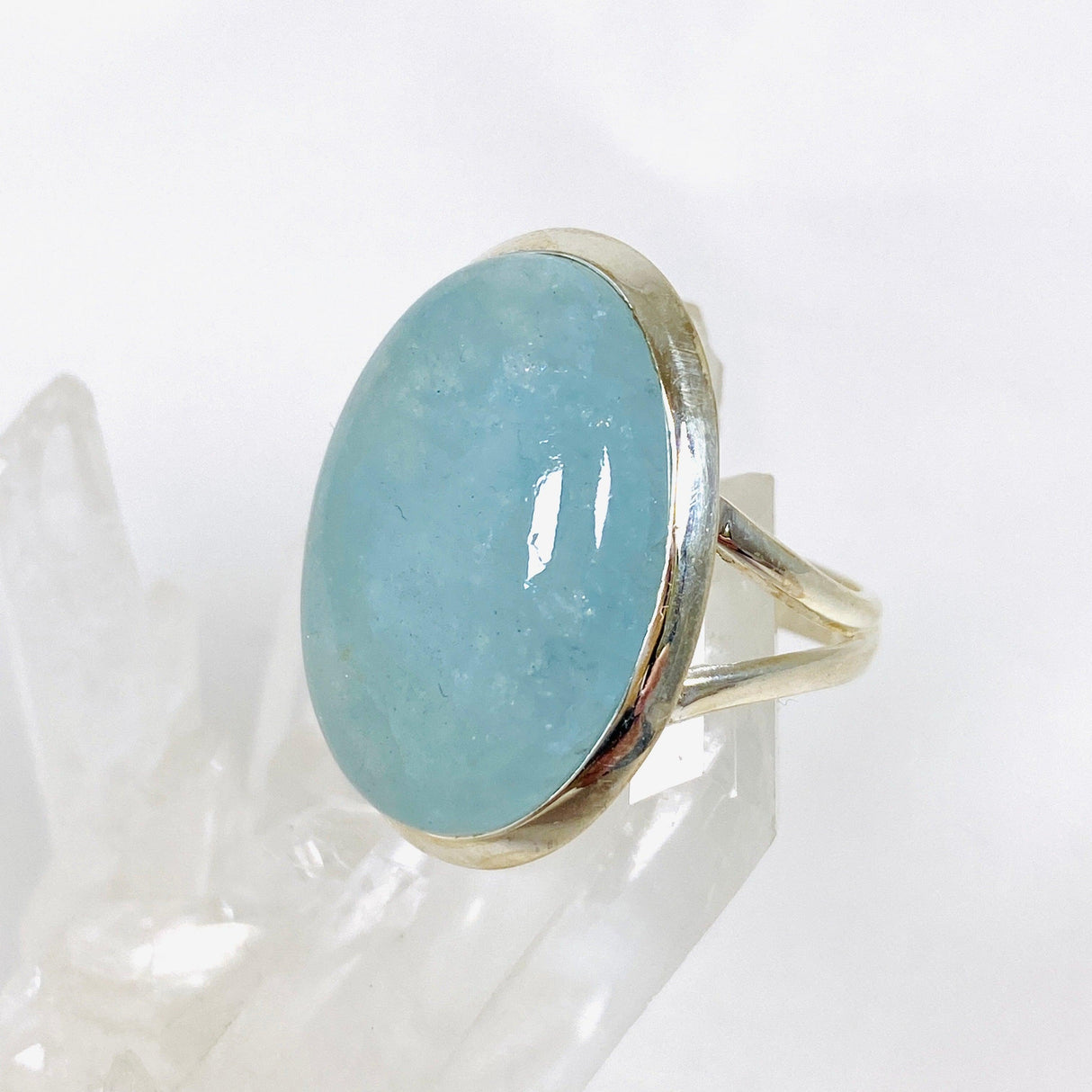 Aquamarine oval ring s.10 KRGJ2880 - Nature's Magick