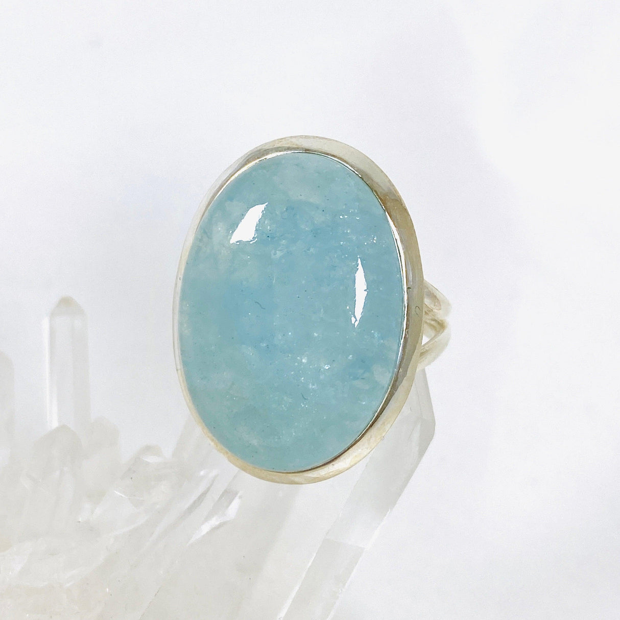 Aquamarine oval ring s.10 KRGJ2880 - Nature's Magick