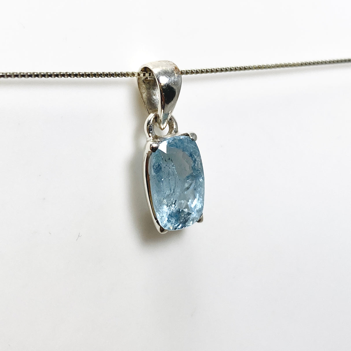 Aquamarine Rectangular Cushion Cut Faceted Pendant PPGJ970