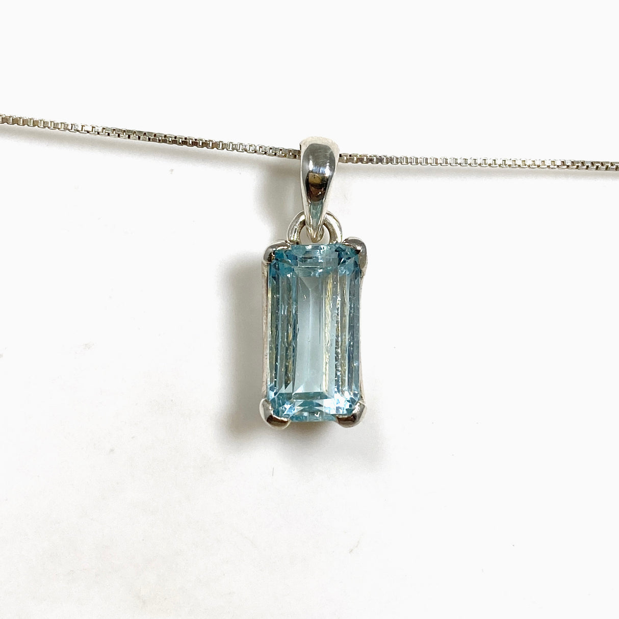 Aquamarine Rectangular Faceted Pendant PPGJ1117