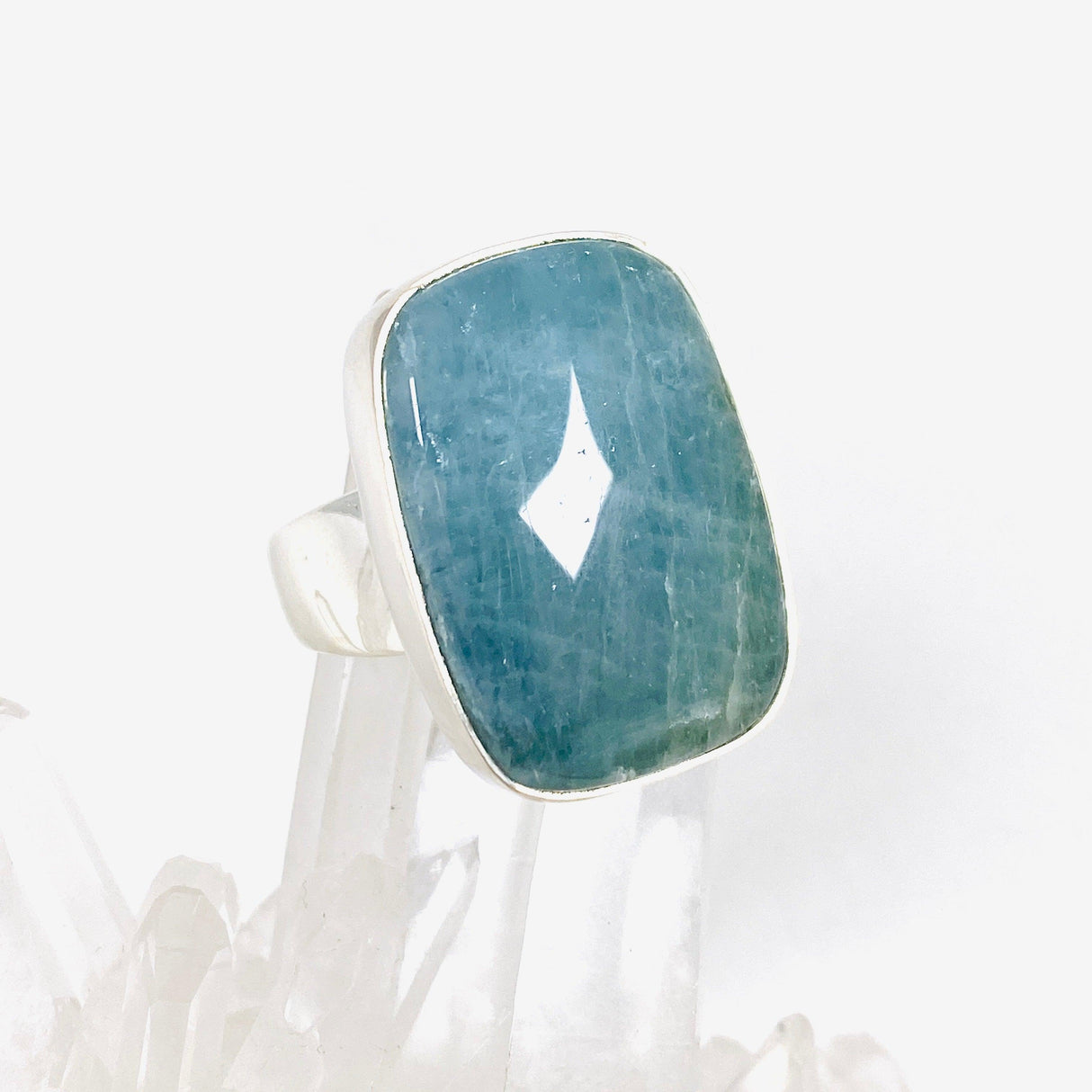 Aquamarine rectangular ring s.11 KRGJ2878 - Nature's Magick