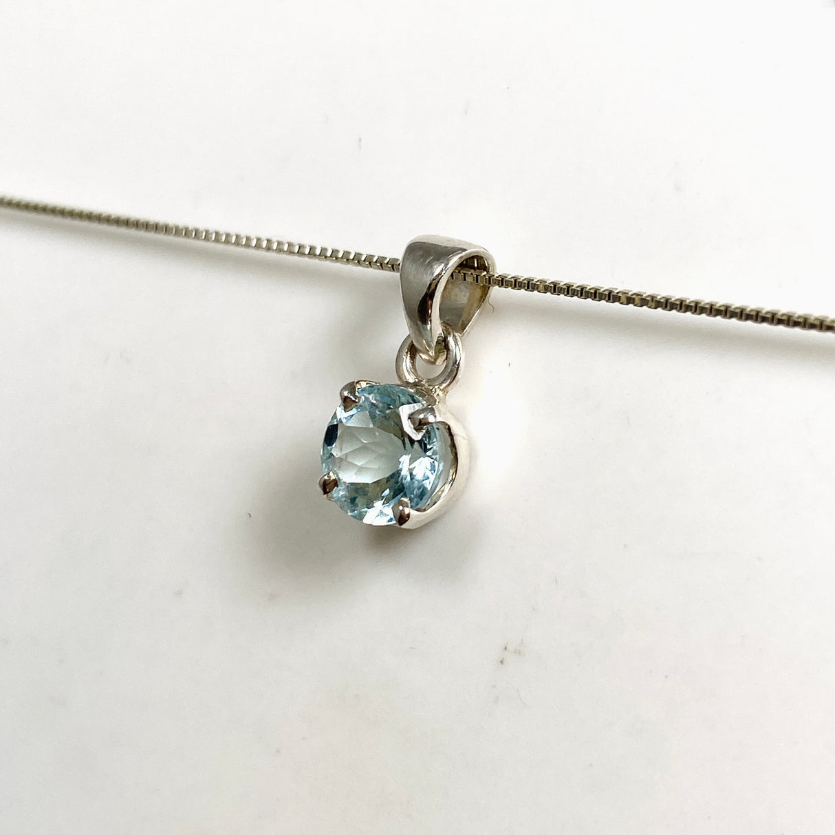 Aquamarine Round Faceted Pendant PPGJ1125
