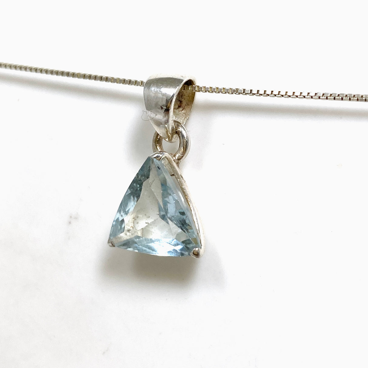 Aquamarine Triangular Faceted Pendant PPGJ1115