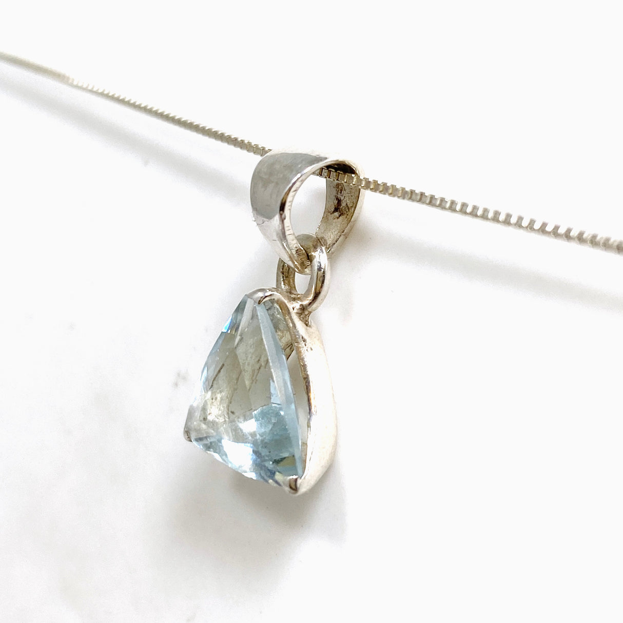 Aquamarine Triangular Faceted Pendant PPGJ1115