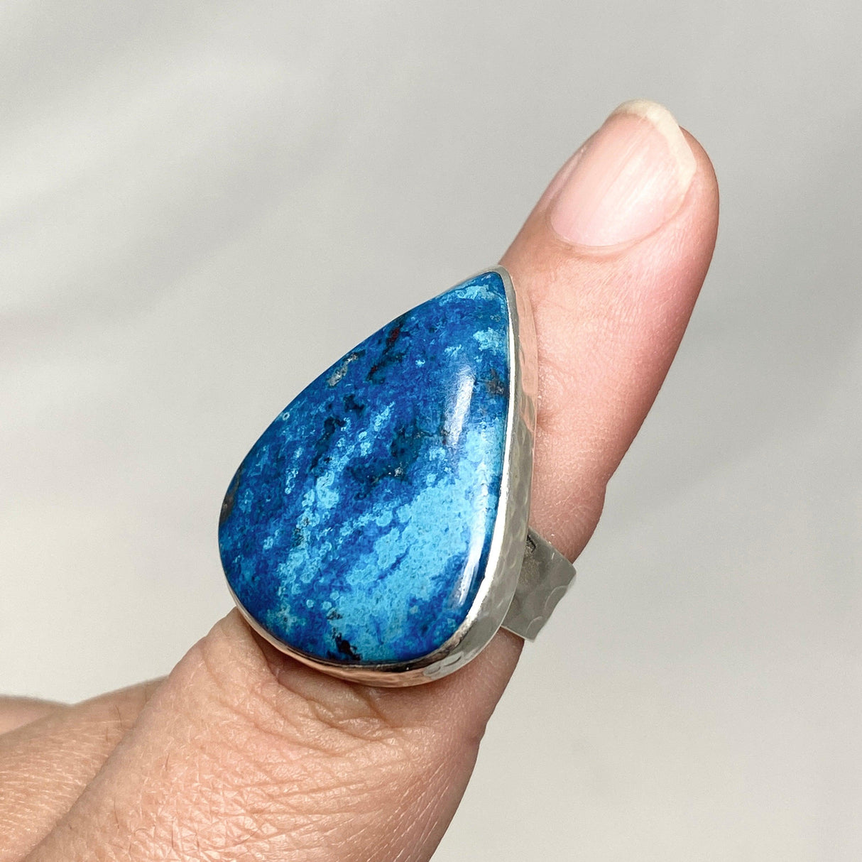 Azurite and Shattuckite Teardrop Ring with a Hammered Band Size 7 KRGJ3219 - Nature's Magick