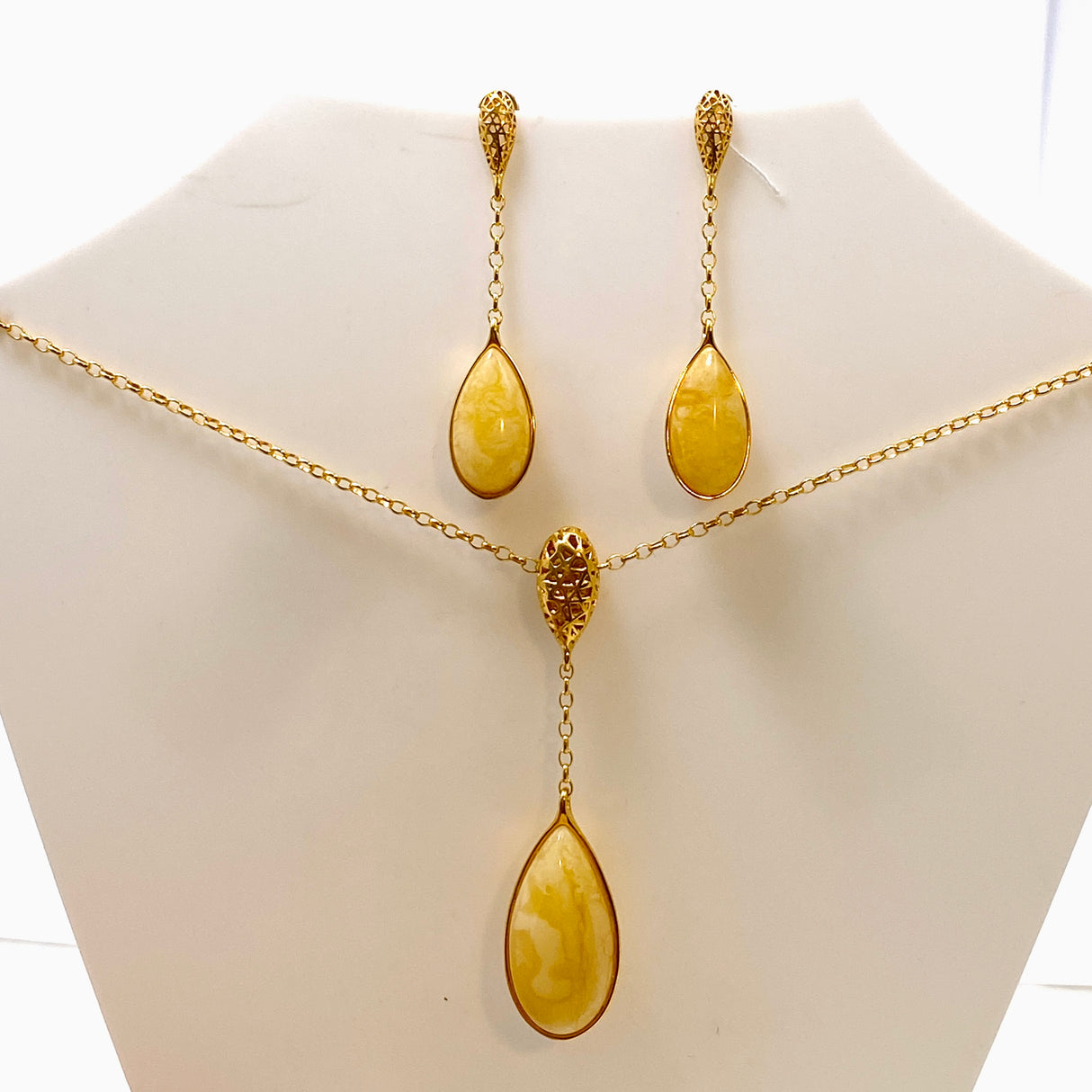 Baltic Butter Amber 18k Gold Plated Necklace AMB277