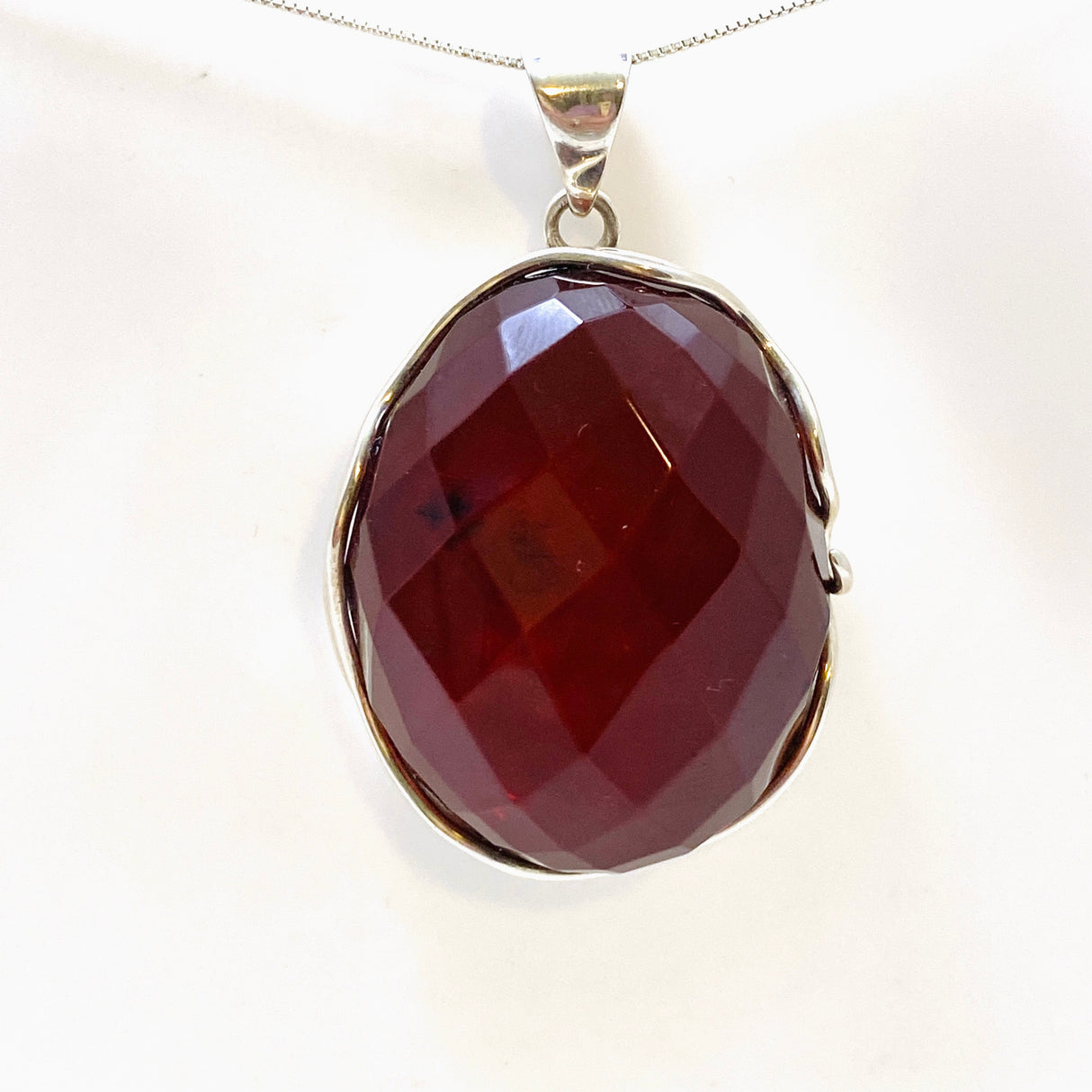 Baltic Cherry Amber Oval Faceted Pendant AMB289