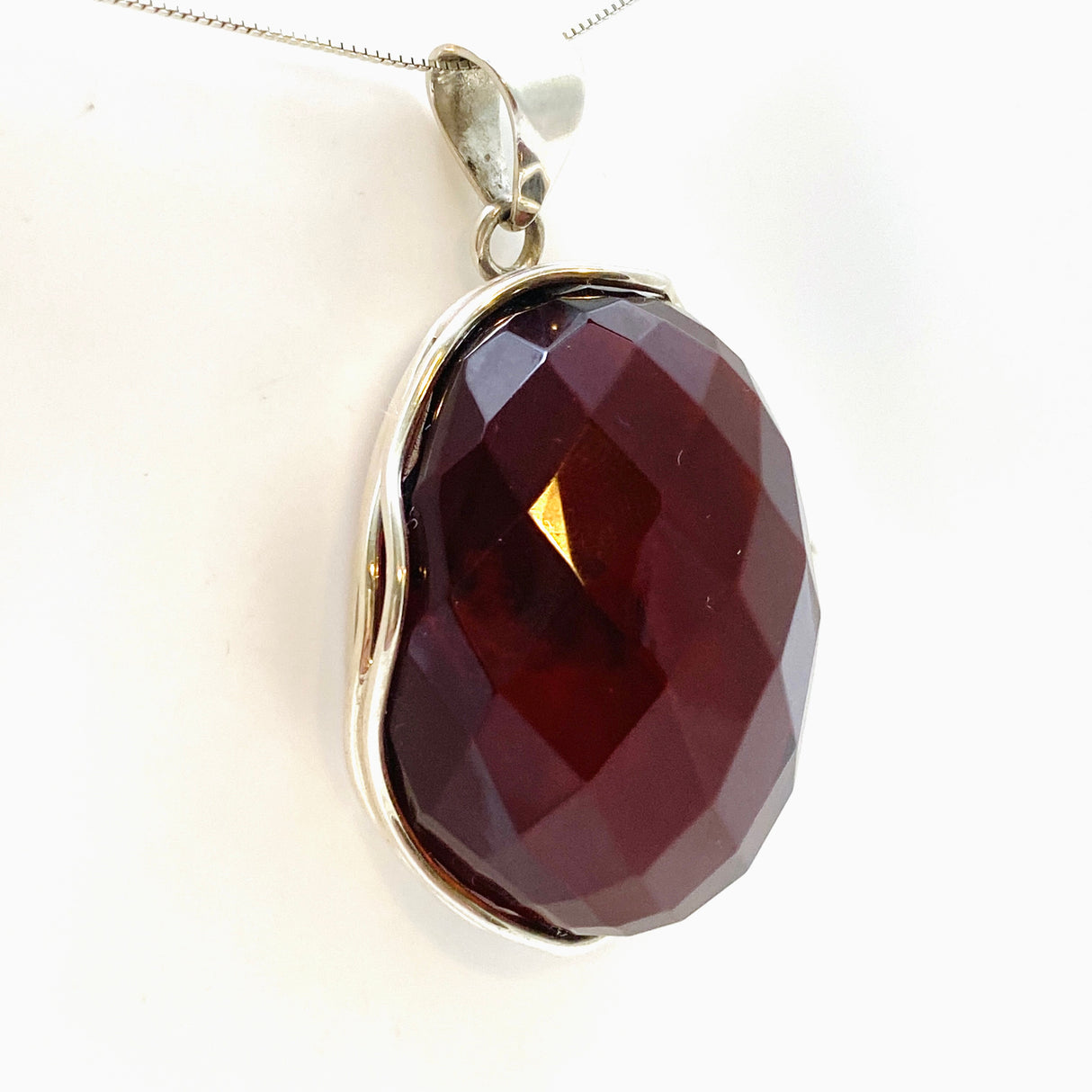 Baltic Cherry Amber Oval Faceted Pendant AMB289