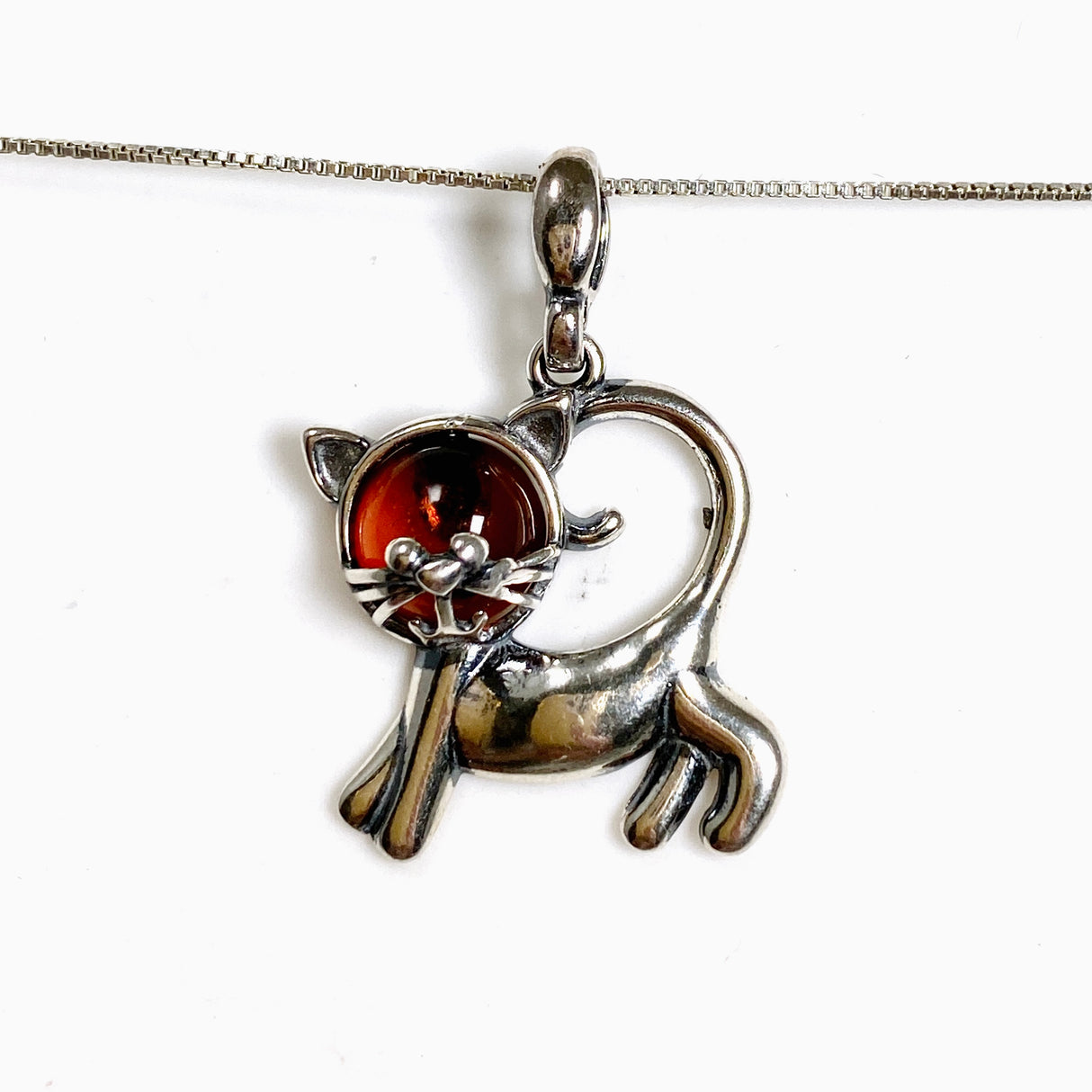 Baltic Cognac Amber Round Cabochon Cat Pendant AMB349