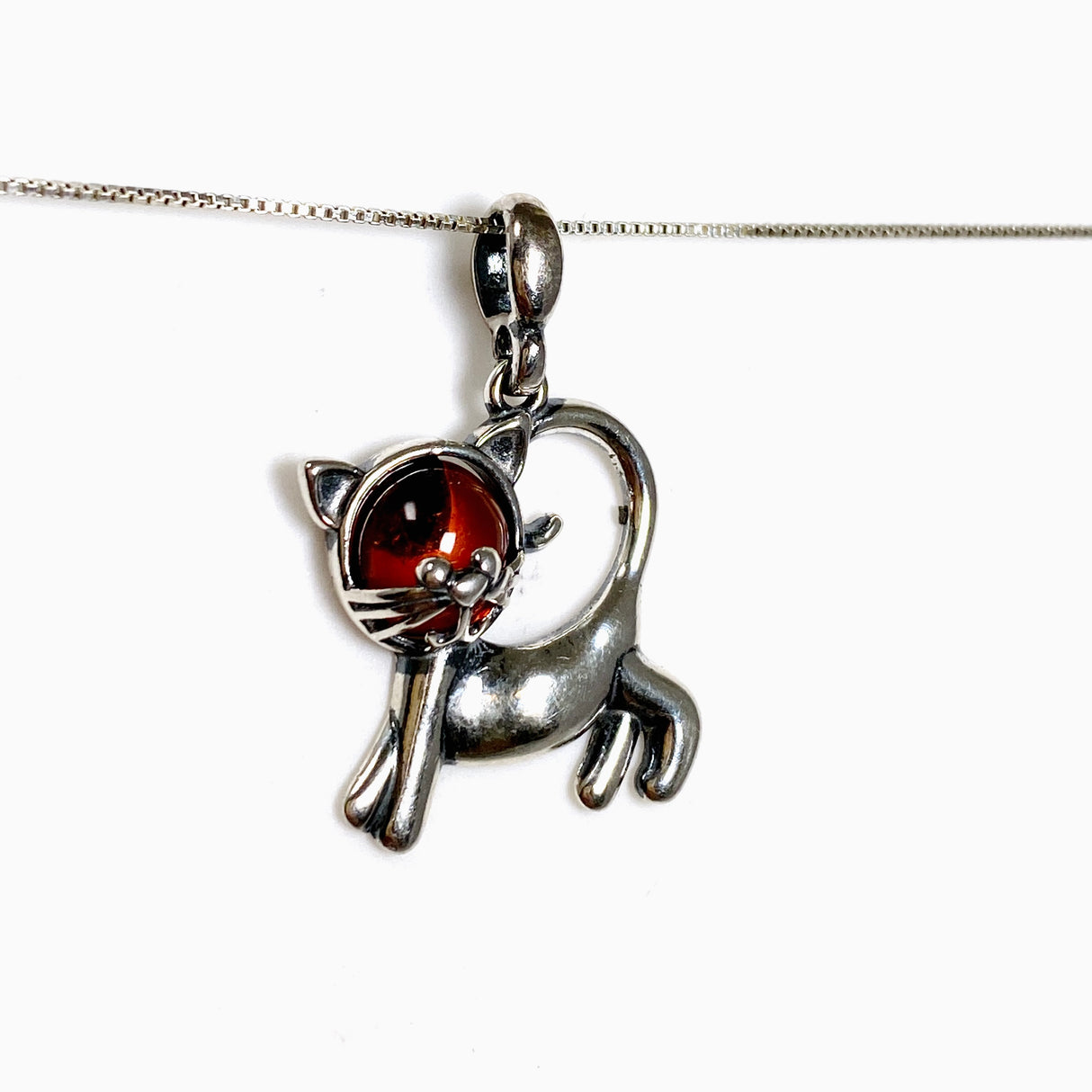 Baltic Cognac Amber Round Cabochon Cat Pendant AMB349