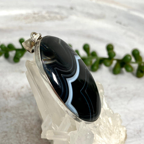 Banded Agate Oval Cabochon Pendant KPGJ1929 - Nature's Magick