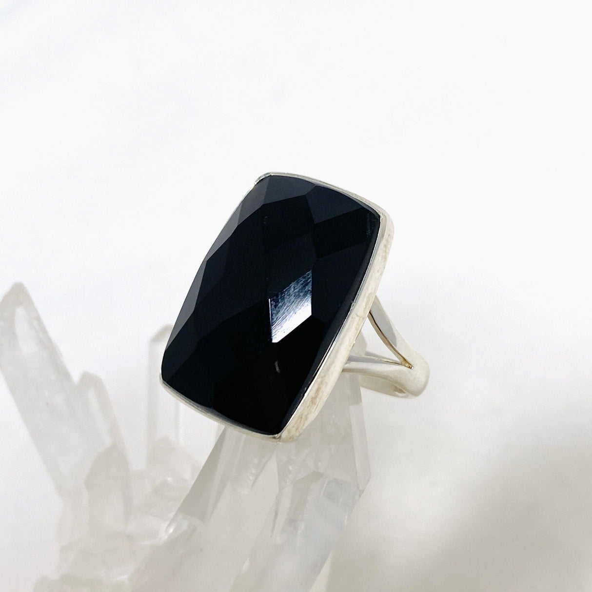 Black Onyx Faceted Rectangular Ring s.8 KRGJ2992 - Nature's Magick