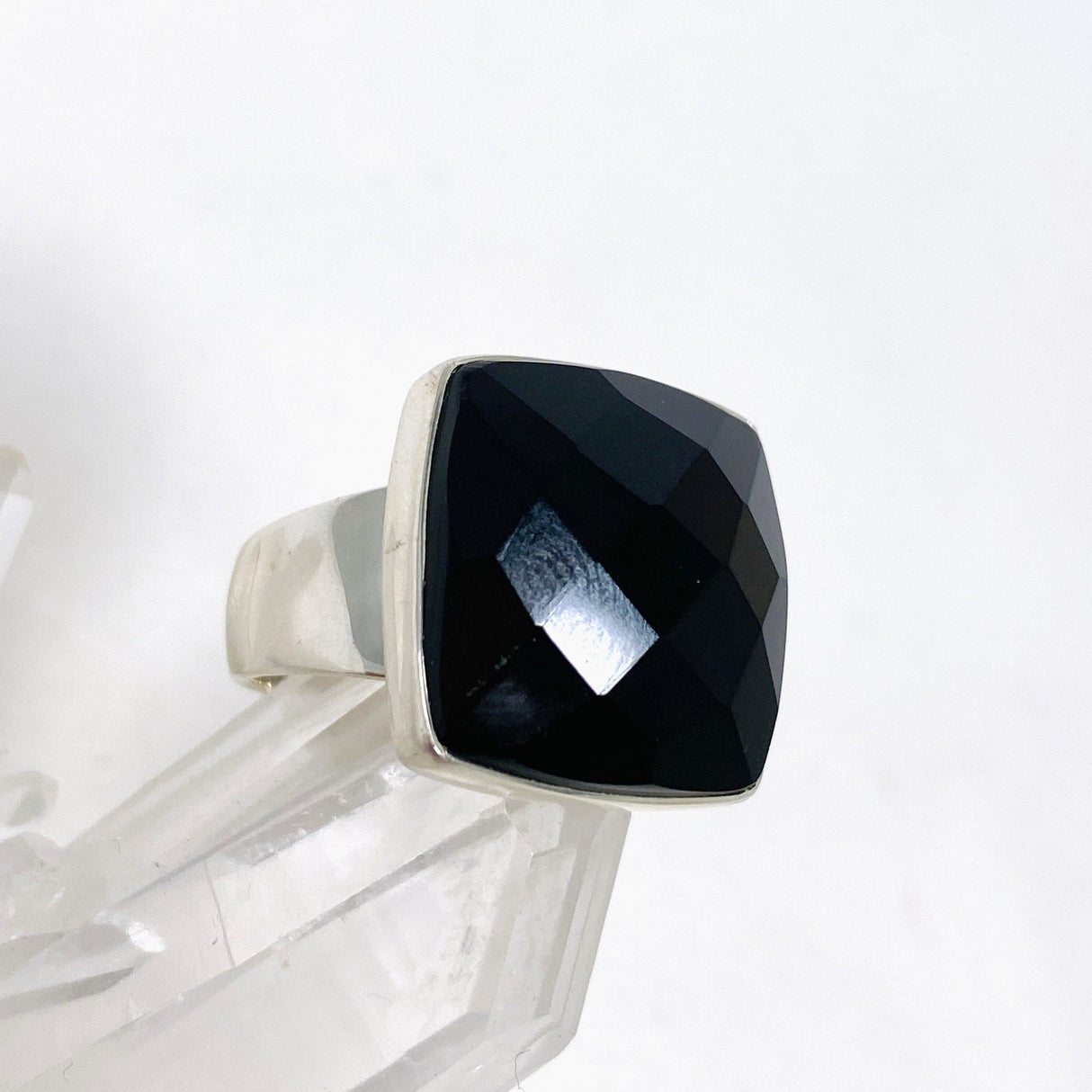 Black Onyx Faceted Square Ring s.10 KRGJ2990 - Nature's Magick