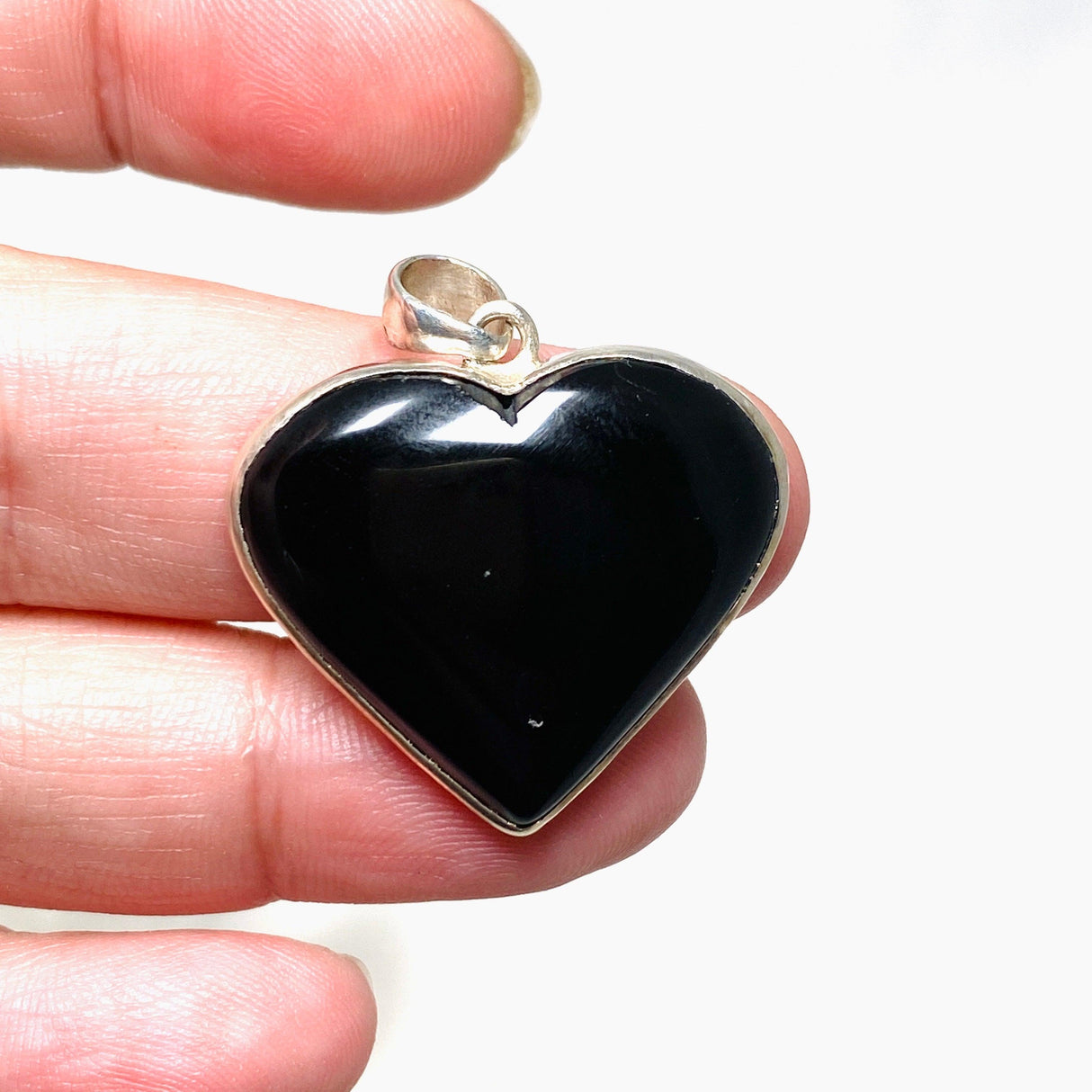 Black Onyx Heart Pendant KPGJ4407 - Nature's Magick