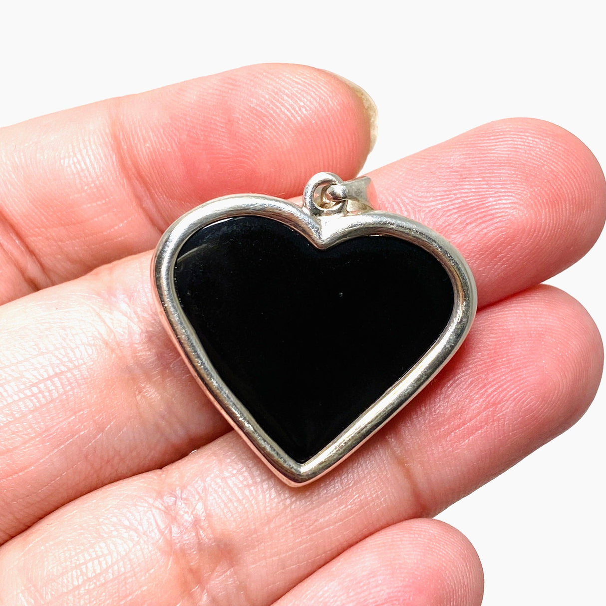 Black Onyx Heart Pendant KPGJ4407 - Nature's Magick