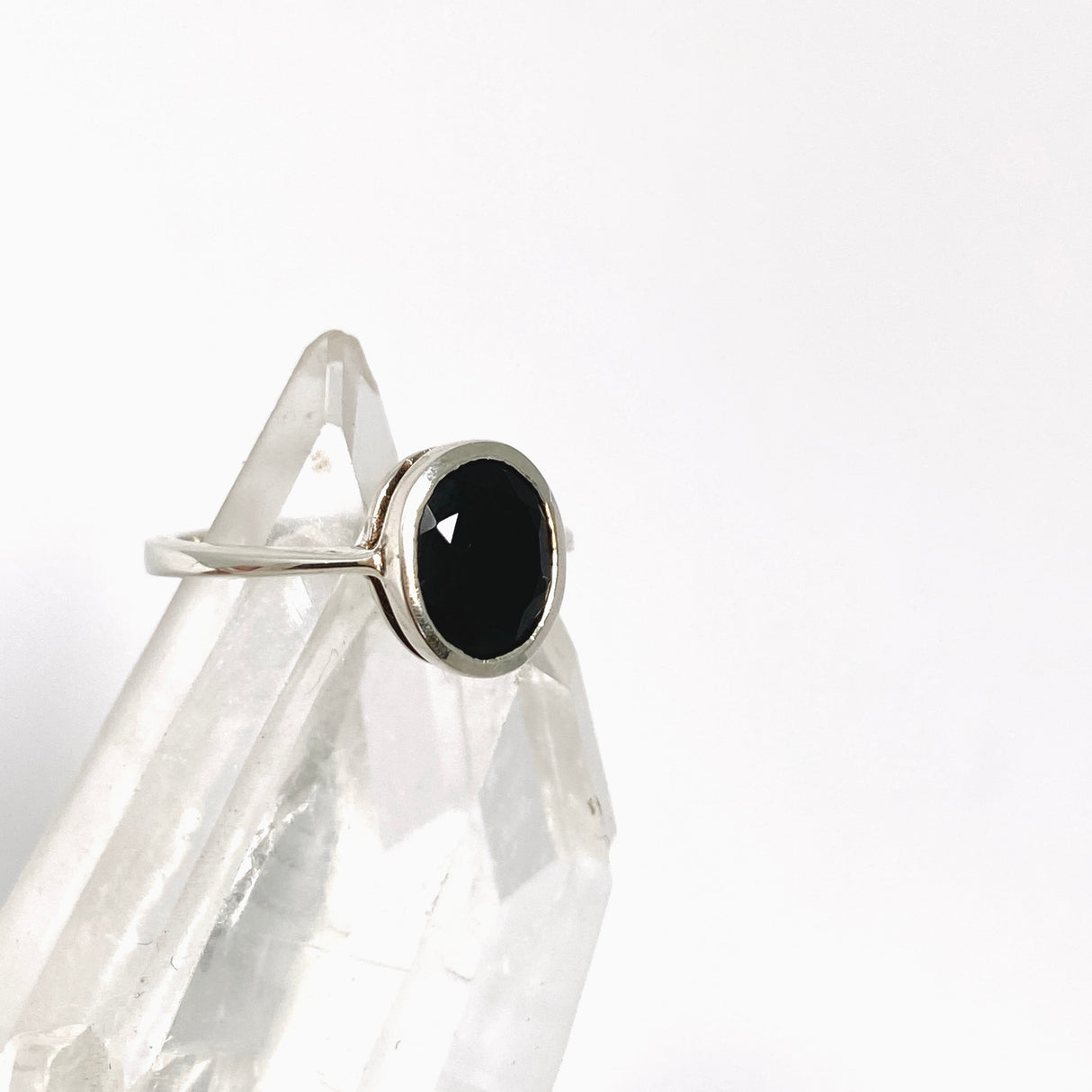 Black Onyx Oval Faceted Ring Size 4.5 PRGJ633