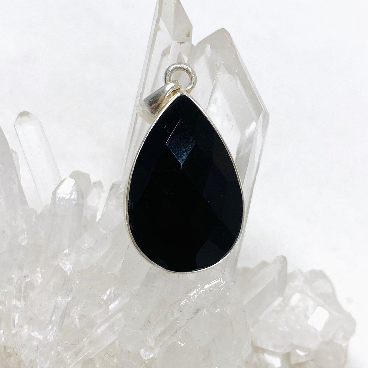 Black Onyx Teardrop Faceted Pendant KPGJ3972 - Nature's Magick