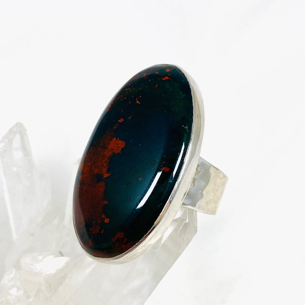 Bloodstone Oval Hammered Band Ring Size 10 KRGJ1254 - Nature's Magick
